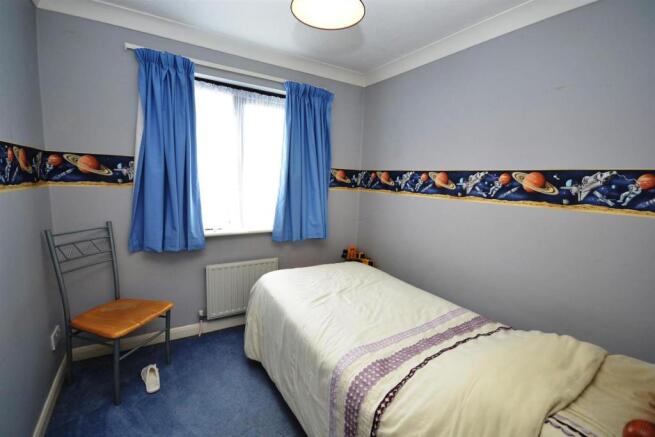Bed4.JPG