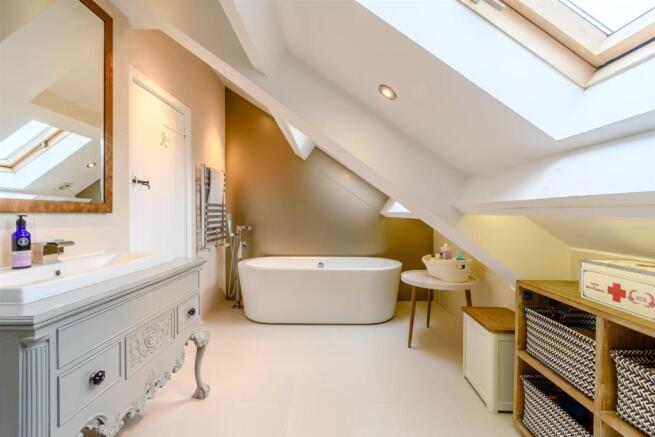 8431570-interior30-800.jpg
