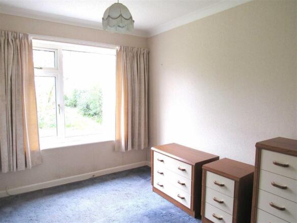 BEDROOM 2: