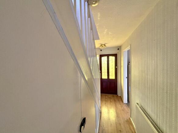 HALLWAY (2).jpg