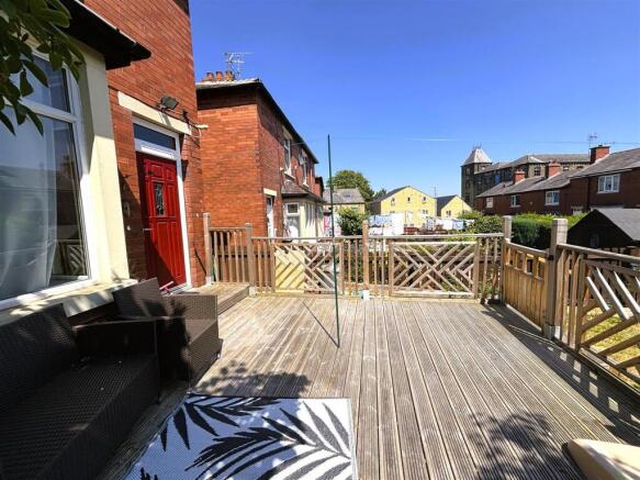 3 bed Semi-Detached for sale Image 11