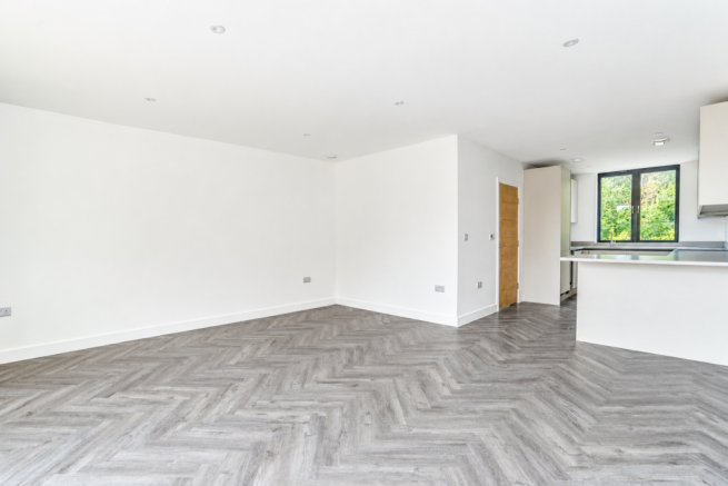 3 bed Town House for sale Image 7