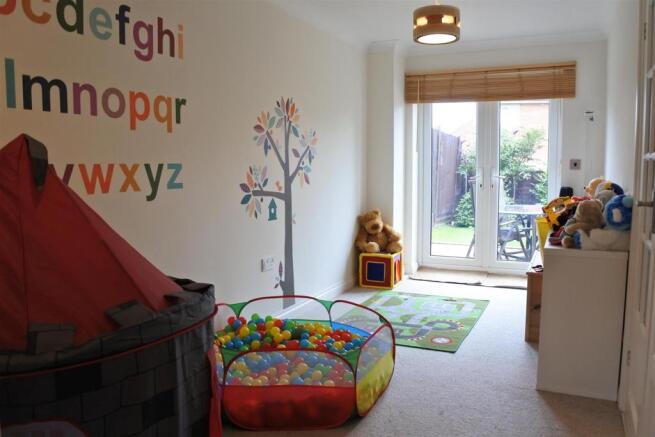 FAMILY / PLAYROOM