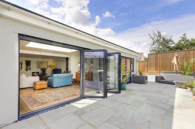 BOURNE END_27.JPG