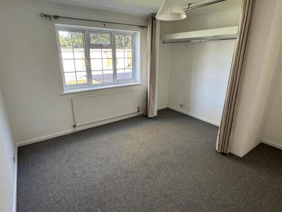 Bedroom 2.JPG