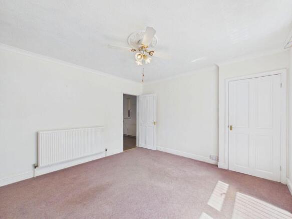 2 bed Semi-Detached for sale Image 4