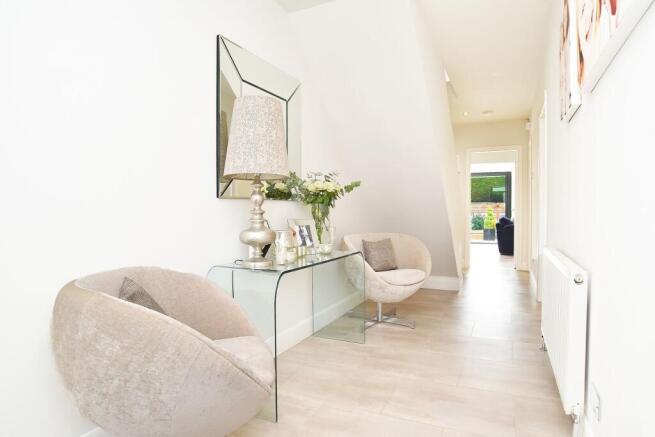4 bed Detached for sale Image 11