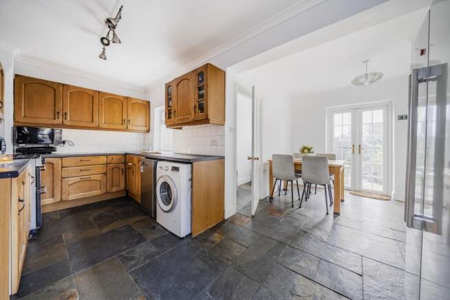 Kitchen/Dining Room (1)