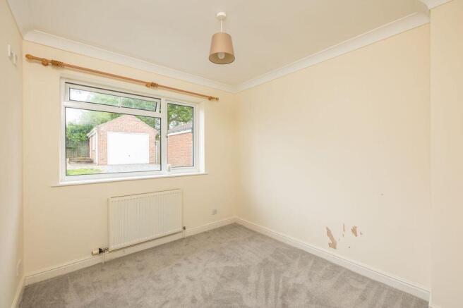 2 bed Semi-Detached Bungalow for sale Image 8
