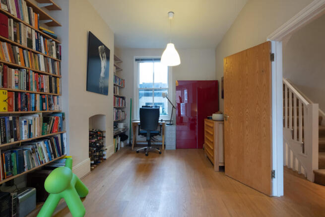 Photo 11