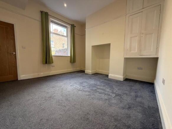 lounge reverse