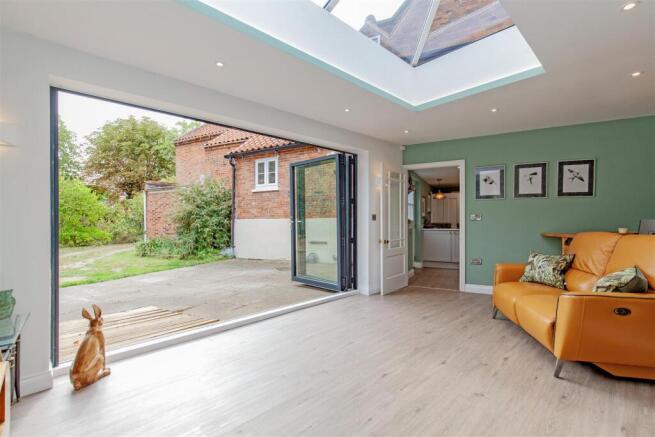 Splendid Garden Room