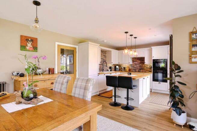 Cwrt Cwmdulais, Seven Sisters, Neath, Neath Port Talbot, SA10 photo 4