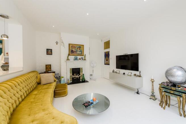 8272478-interior21-800-web.jpg