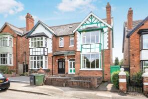 34, Lyndhurst Road, Wolverhampton WV3 0AA
