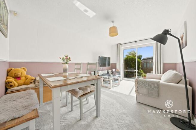 Wadham Place, Sittingbourne - Lounge