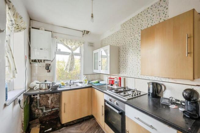 2 bed Terraced for sale Image 4