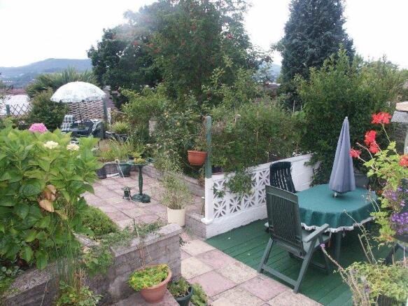 Photo 10