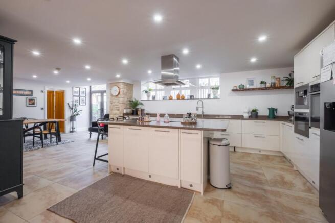 Dining Kitchen
