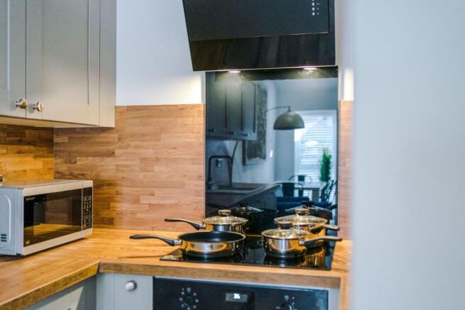 1 bed Apartment to rent Image 8