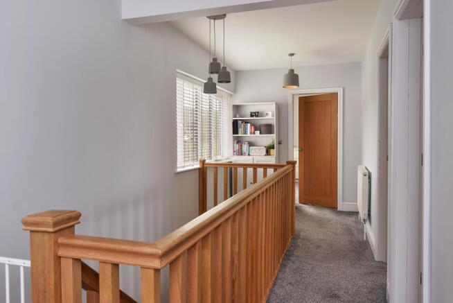GALLERIED LANDING