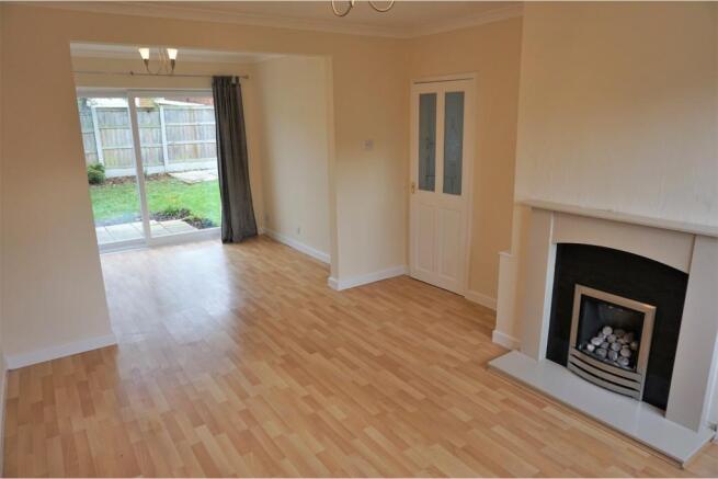 Lounge/Dining Room