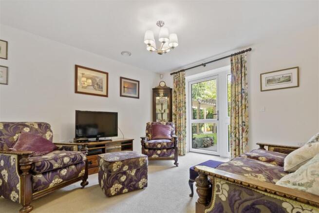 2 bed Apartment for sale Image 8