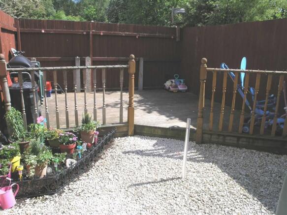 Photo 11