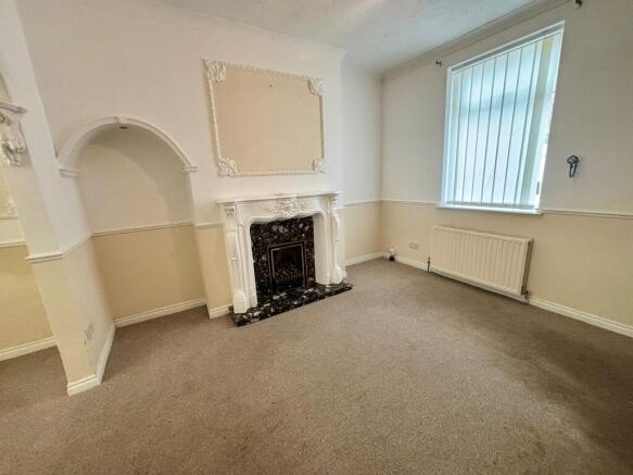 2 bed Terraced for sale Image 6