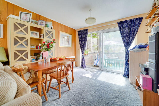 Living Room/Diner