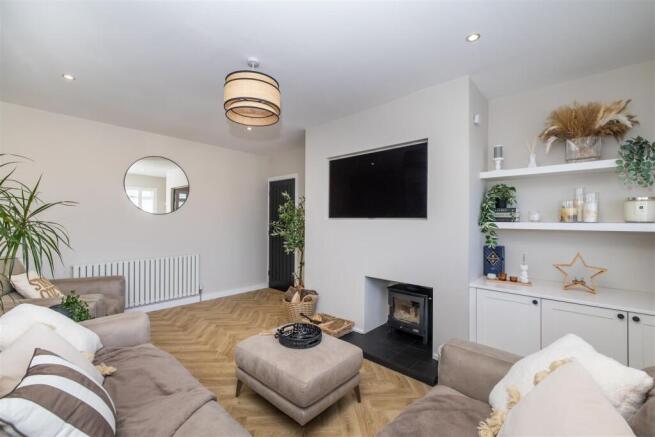 3 bed Detached Bungalow for sale Image 10