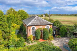 The Old Chapel, Smith End Green, Malvern WR13 5DG