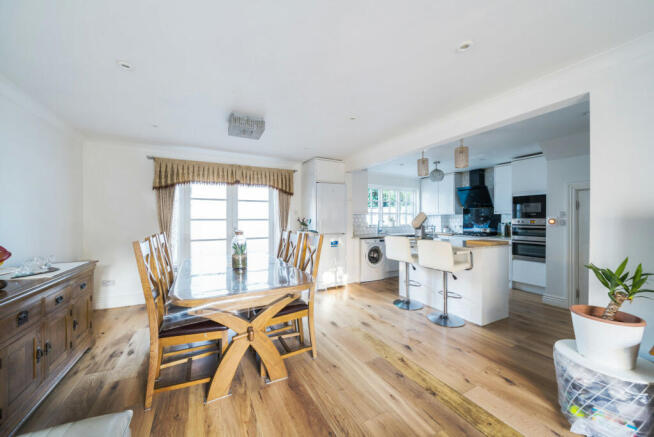 Living/Kitchen