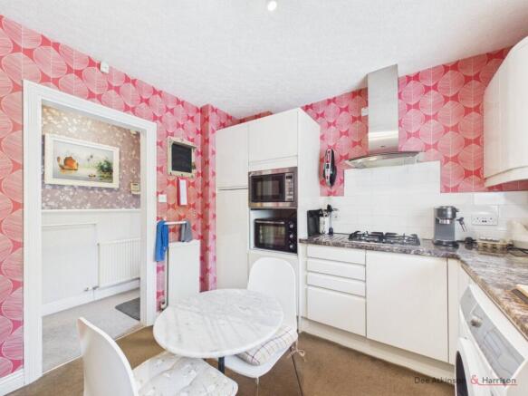 2 bed Detached Bungalow for sale Image 9