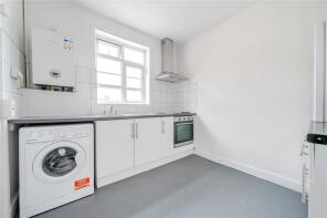 4, St Margarete Court, Beaconsfield Road, Brunswick Park, London N11 3AD