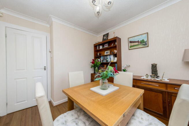 2 bed Semi-Detached for sale Image 12