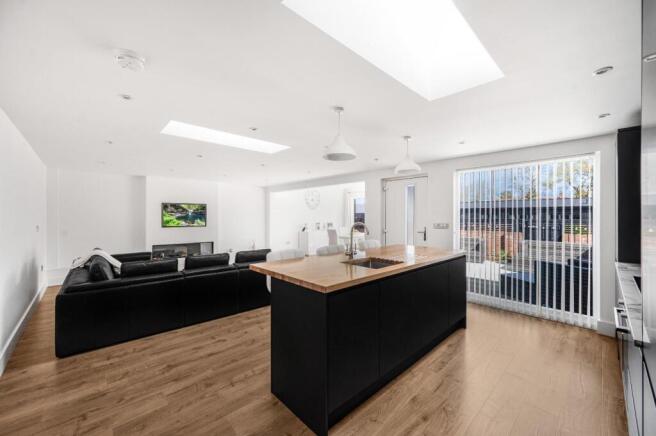 Kitchen/Lounge/Dining Room