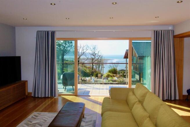 Lounge View