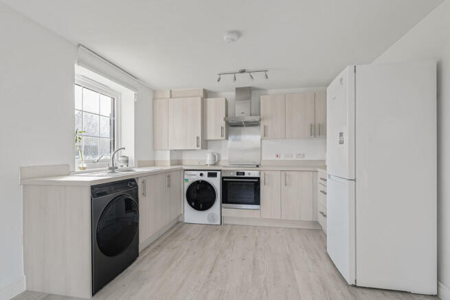 Kingfisher Rise, Cranbrook, EX5 7GL photo 4