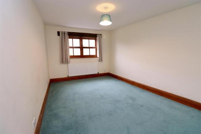 3 bed Barn Conversion to rent Image 7