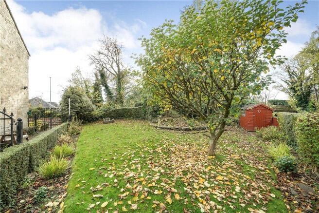 Garden To Side