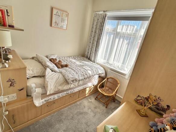 4 bed Detached for sale Image 12