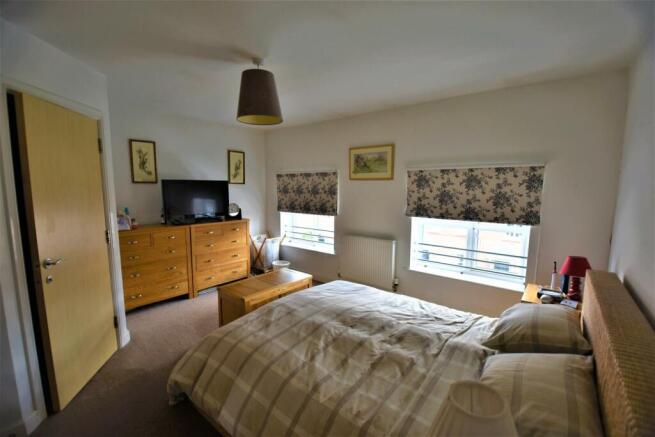 Bedroom 2.JPG