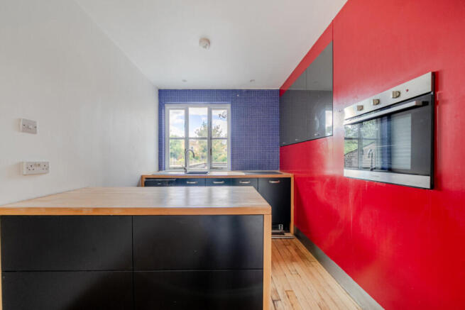 1520994-4-6aa3f05...