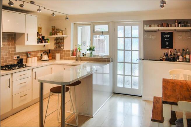 Kitchen/Dining Room