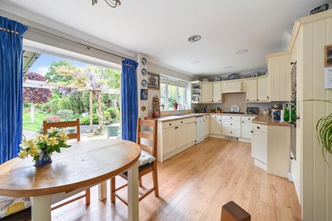 Maurys Lane, West Wellow, Romsey photo 4