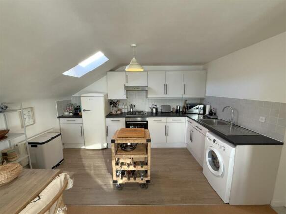 Kitchen Area.JPG