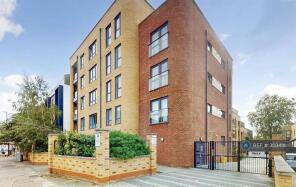 Flat 45, 565, London Road, Isleworth TW7 4FA