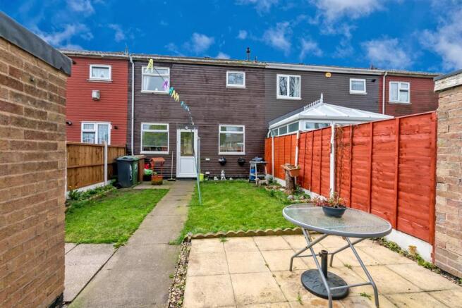 Mossley Close, Walsa