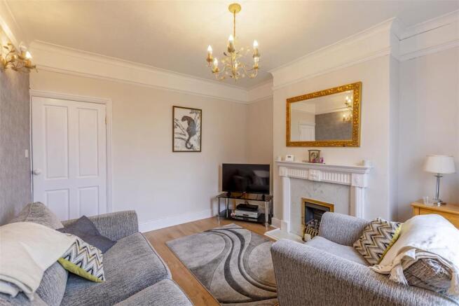 Lounge/Sitting Room